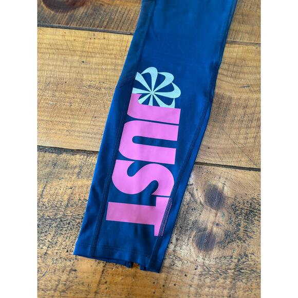 NWT Womens Nike Speed Tight Fit Blue Running Leggings Athletic Reflective Size S - Picture 3 of 12